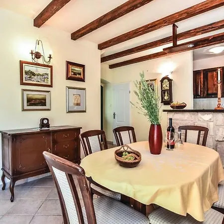 Caelum * Grabovac (Split-Dalmatia)