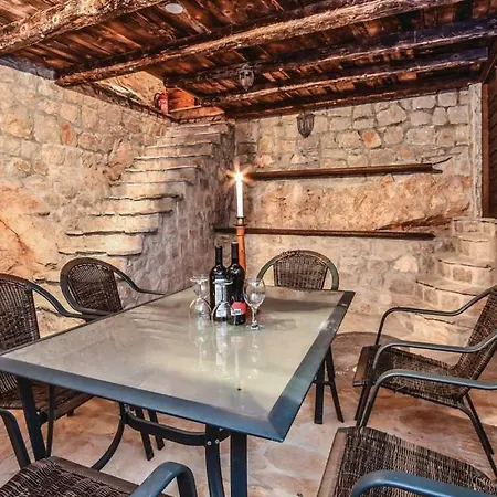 Caelum Grabovac (Split-Dalmatia)